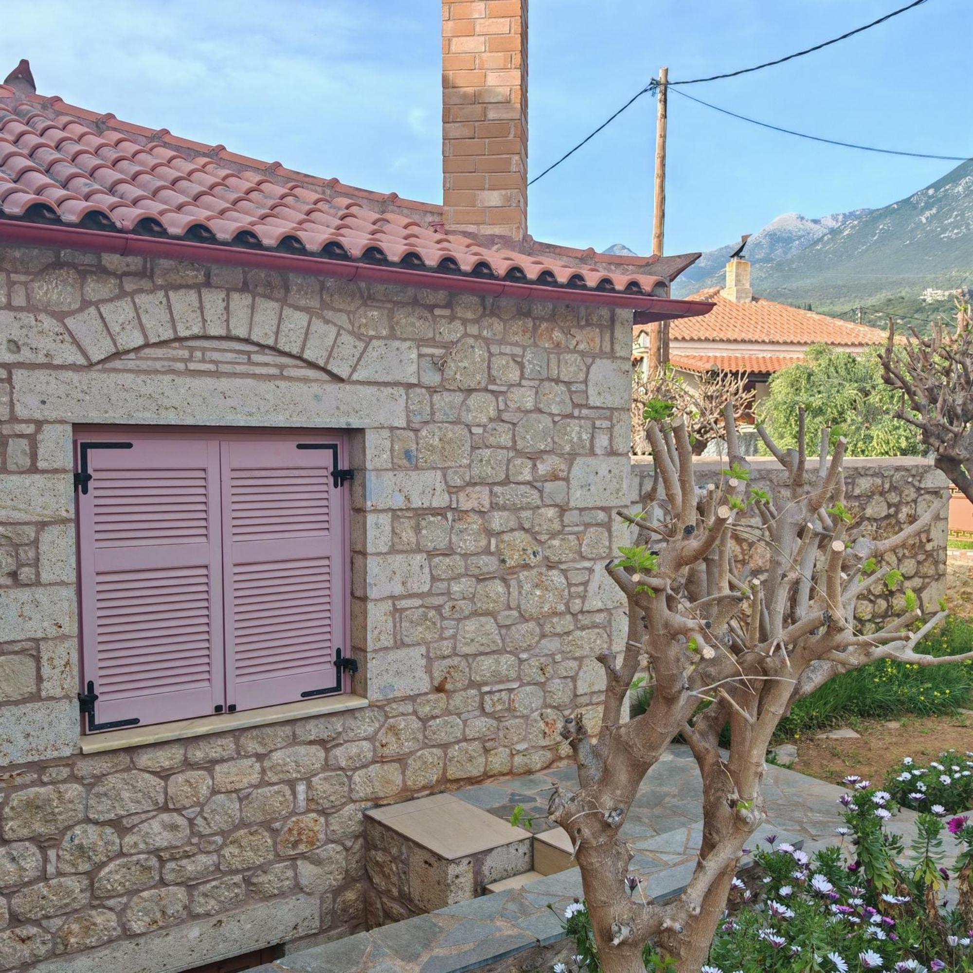Athena'S Cottage Stoupa Exterior photo
